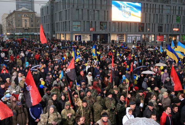 Митинг За единую Украину в Днепропетровске Митинг За единую Украину в Днепропетровске
