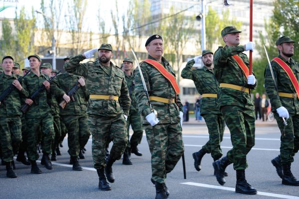Репетиция парада Победы в Донецке