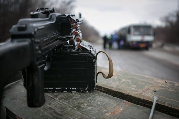 Последствия обстрелов в Донецке