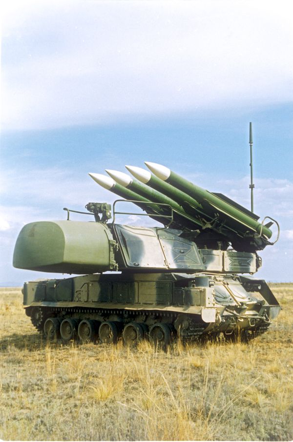 Зенитный ракетный комплекс БУК-М1