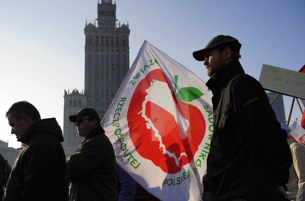 Акция протеста фермеров и садоводов Польши прошла в Варшаве