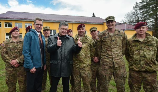 Американские военные инструкторы прибыли на Украину Американские военные инструкторы прибыли на Украину