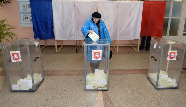 Референдум о статусе Крыма в Симферополе Референдум о статусе Крыма в Симферополе