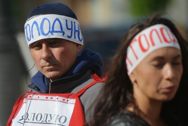 Акция протеста против валютных кредитов в Киеве