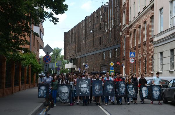 Акция памяти журналистов, погибших в ходе вооруженного конфликта на востоке Украины Акция памяти журналистов, погибших в ходе вооруженного конфликта на востоке Украины