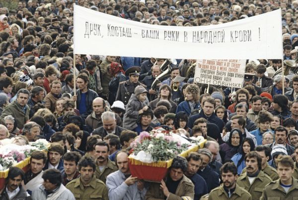 Похороны трех жителей города Дубоссары Похороны трех жителей города Дубоссары