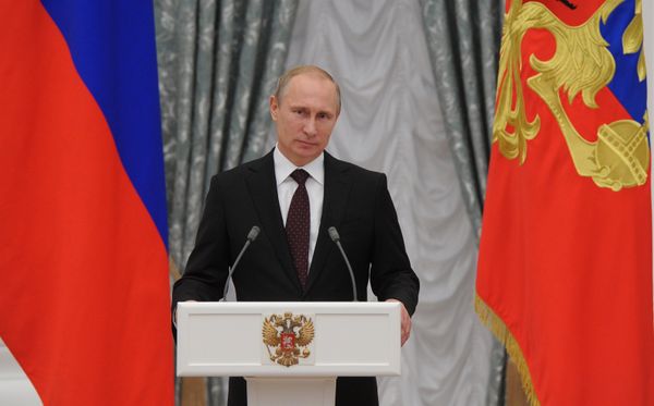В.Путин в Кремле вручил государственные награды РФ В.Путин в Кремле вручил государственные награды РФ