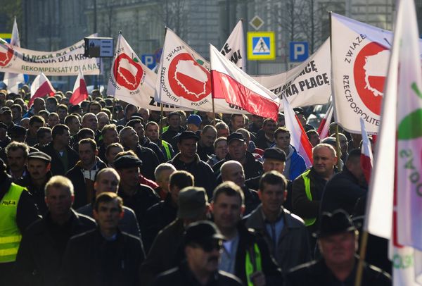 Акция протеста фермеров и садоводов Польши прошла в Варшаве
