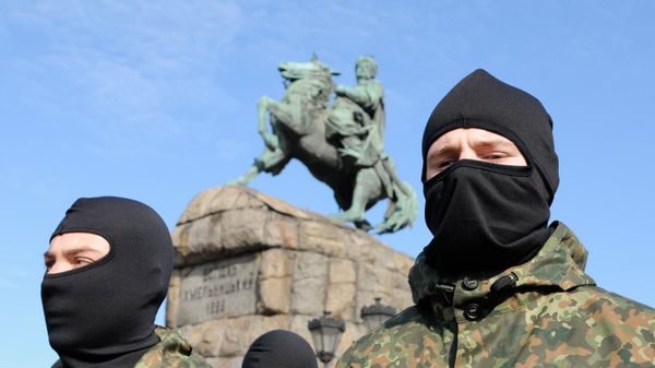 Отправка курсантов полка Азов в зону конфликта на юго-востоке Украины.