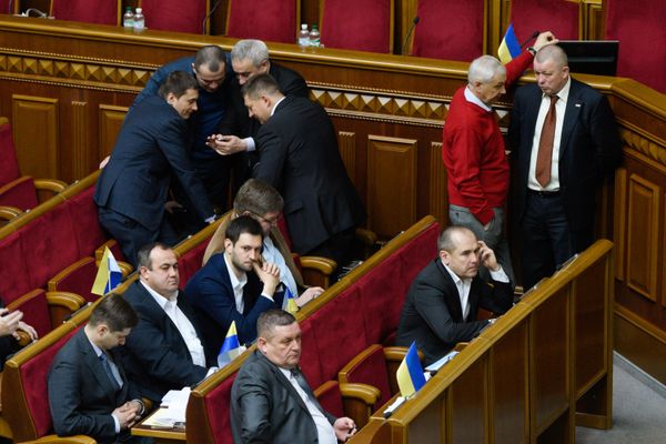 Верховная рада приняла постановление об отпоре вооруженной агрессии России