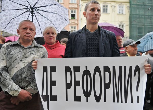 Акция протеста против повышения тарифов во Львове