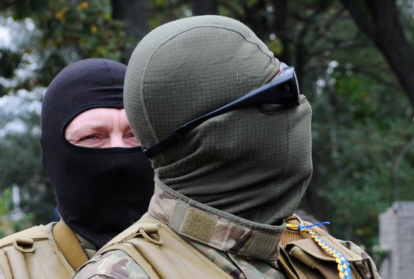 Отправка добровольческого батальона Сич в зону вооруженного конфликта