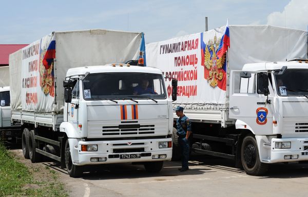 Подготовка очередного гуманитарного конвоя в Ростовской области для юго-востока Украины