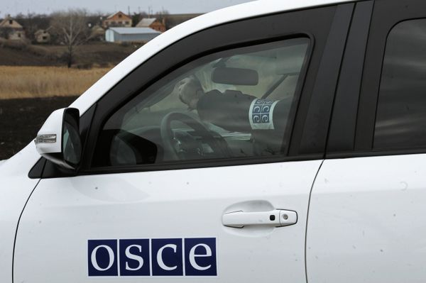 ОБСЕ проконтролировало места отвода артиллерии в Донецкой области ОБСЕ проконтролировало места отвода артиллерии в Донецкой области