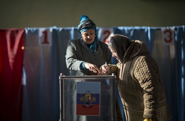 Выборы главы ЛНР и депутатов Народного Совета республики