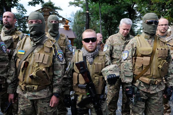 Отправление добровольческого батальона Сич в зону вооруженного конфликта