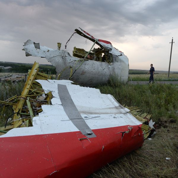 Крушение малайзийского Boeing на Украине Крушение малайзийского Boeing на Украине