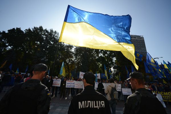 Пикет в поддержку закона о люстрации власти в Киеве Пикет в поддержку закона о люстрации власти в Киеве