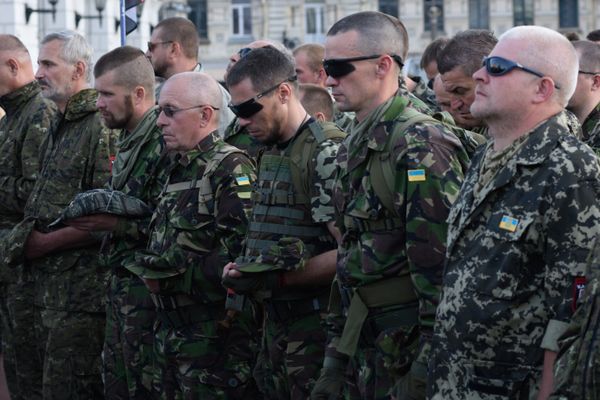 Народное вече организации Правый сектор в Киеве Народное вече организации Правый сектор в Киеве