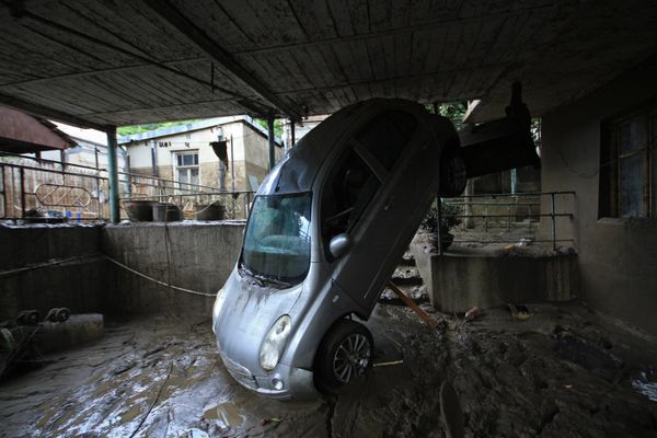 Последствия наводнения в Тбилиси