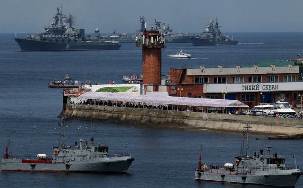 Празднование Дня ВМФ России