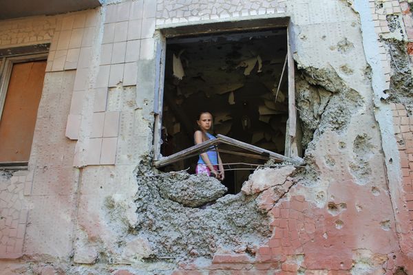 Последствия обстрела города Горловки Донецкой области Последствия обстрела города Горловки Донецкой области