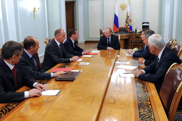 Президент РФ В.Путин провел заседание Совбеза РФ Президент РФ В.Путин провел заседание Совбеза РФ