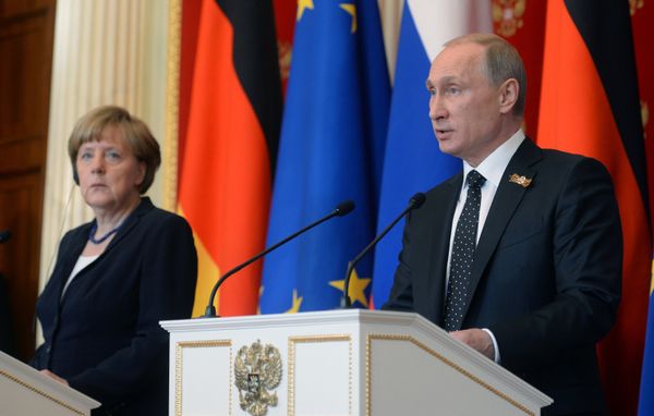Совместная пресс-конференция президента РФ В.Путина и канцлера Германии А.Меркель