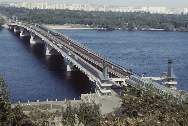 Мост Метро через Днепр Мост Метро через Днепр