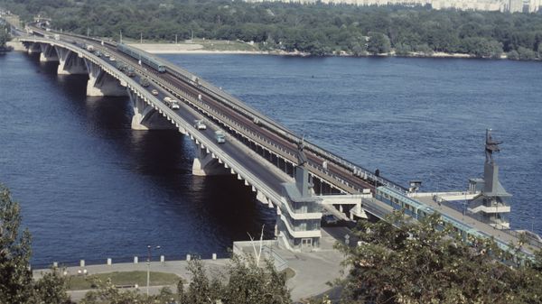 Мост Метро через Днепр