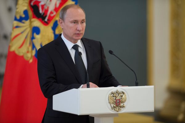 Президент России В.Путин дал в Кремле приём в честь выпускников высших военных учебных заведений Президент России В.Путин дал в Кремле приём в честь выпускников высших военных учебных заведений
