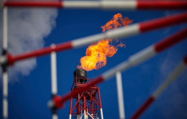 Нефтяная платформа Приразломная
