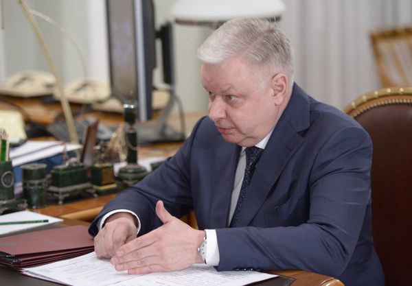 Президент РФ В.Путин встретился с главой ФМС РФ К.Ромодановским Президент РФ В.Путин встретился с главой ФМС РФ К.Ромодановским