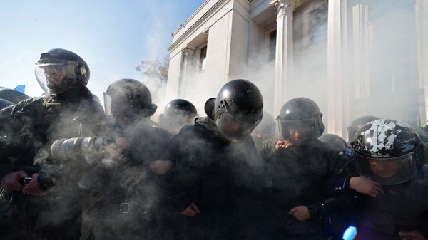 Столкновения у Верховной рады в Киеве