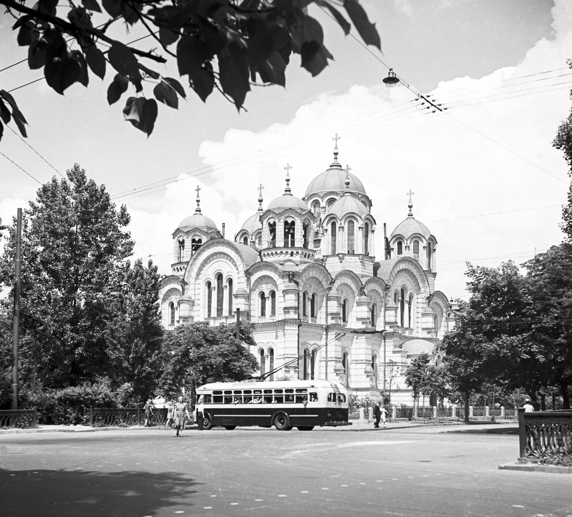 Владимирский собор в Киеве Владимирский собор в Киеве - РИА Новости, 1920, 15.08.2026