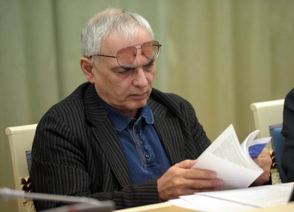 С.Иванов провел совещание