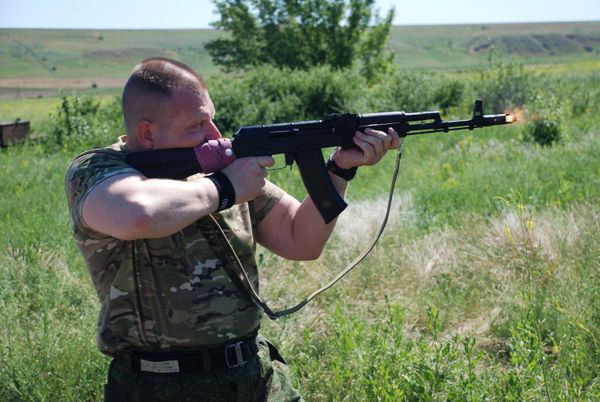 Ополченцы ДНР в Старобешевском районе Донецкой области