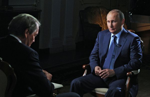 Президент РФ В.Путин дал интервью американскому журналисту для телеканалов CBS и PBS