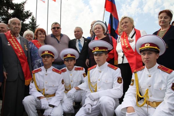 Митинг, посвященный Дню партизанской славы, в Донецке