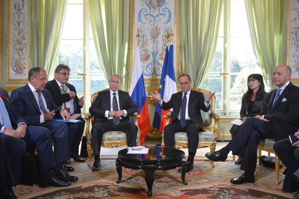 Визит президента РФ В.Путина во Францию Визит президента РФ В.Путина во Францию
