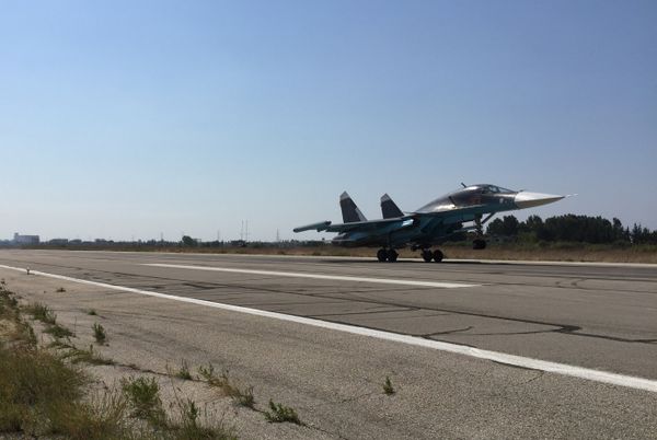Российская боевая авиагруппа на аэродроме Хмеймим в Сирии Российская боевая авиагруппа на аэродроме Хмеймим в Сирии