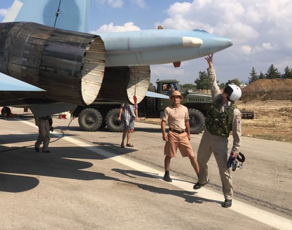 Российская боевая авиагруппа на аэродроме Хмеймим в Сирии Российская боевая авиагруппа на аэродроме Хмеймим в Сирии