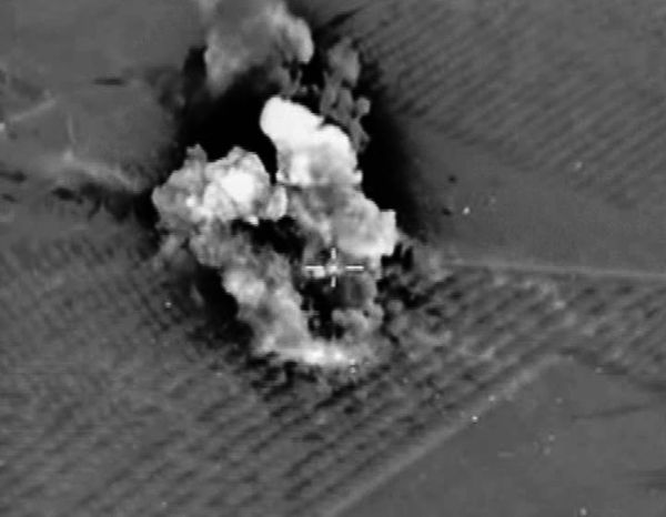 Авиаудары российских ВКС по позициям ИГ в Сирии