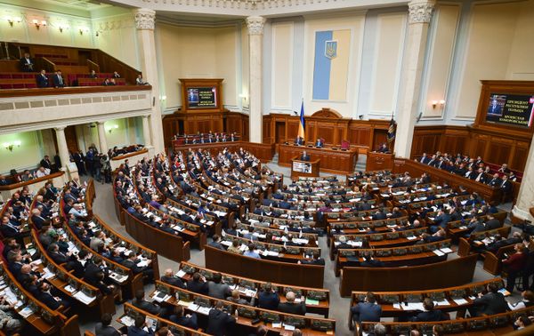 Заседание парламента в здании Верховной Рады Украины в Киеве