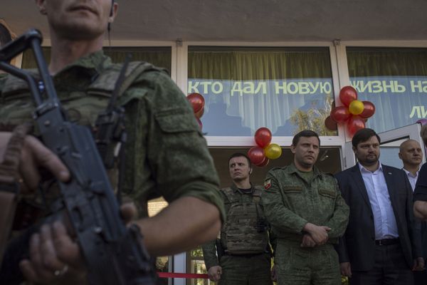 Глава ДНР А.Захарченко посетил лицей № 14 в Горловке