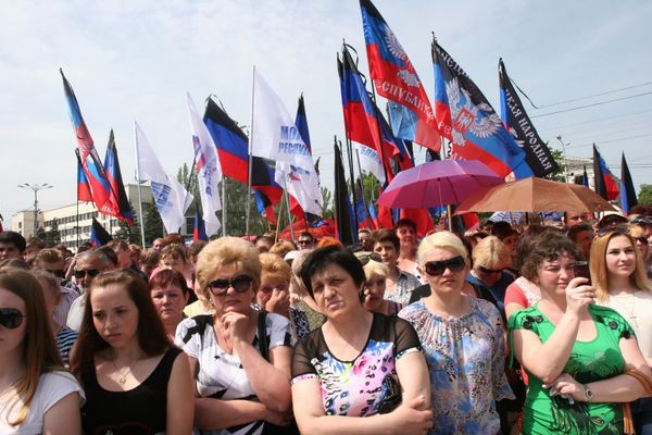 Траурный митинг в Донецке