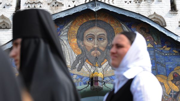 Божественная литургия по случаю 450-летия явления чудотворной Почаевской иконы Божией Матери