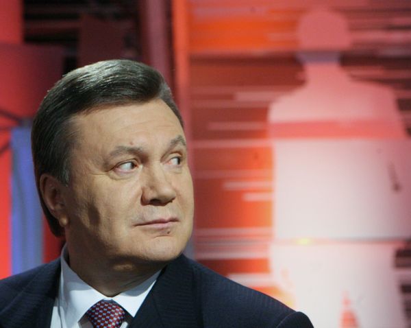 Виктор Янукович выступил в программе Большая политика с Евгением Киселевым на телеканале Интер