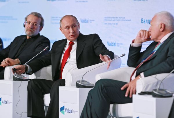 Президент РФ В.Путин принял участие в сессии Международного дискуссионного клуба Валдай Президент РФ В.Путин принял участие в сессии Международного дискуссионного клуба Валдай