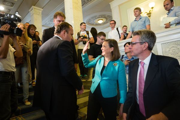 Заседание Верховной рады Украины Заседание Верховной рады Украины